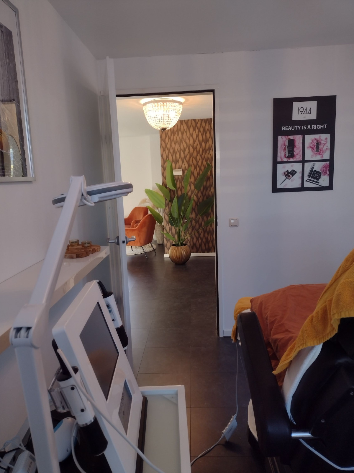 photo - Ageeth Huidverzorgingsstudio